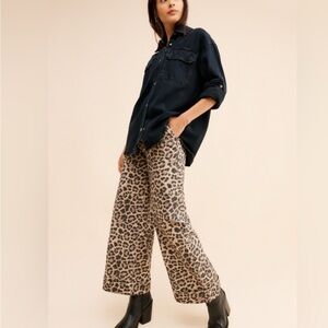 Pilcro by Anthropologie Cuffed Hem Animal Print Pants size 31 NWOT
